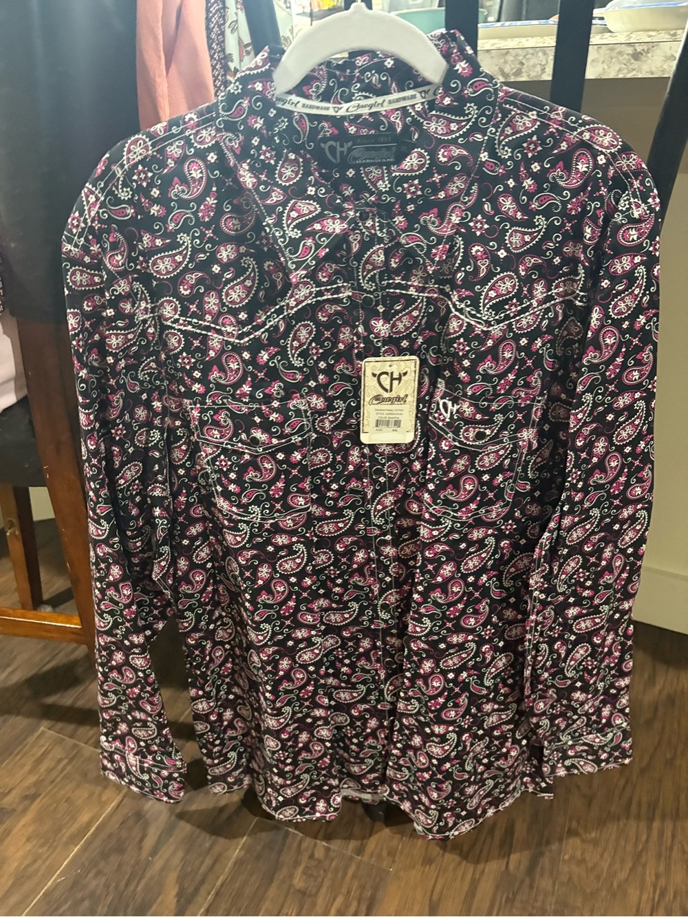 Women’s Black Paisley Western Shirt - Pink & White Pattern